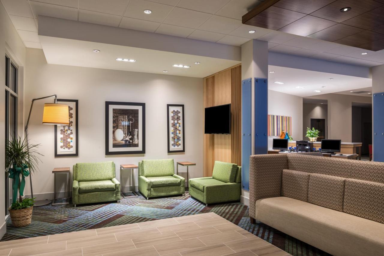 Holiday Inn Express Troy By Ihg Exterior foto